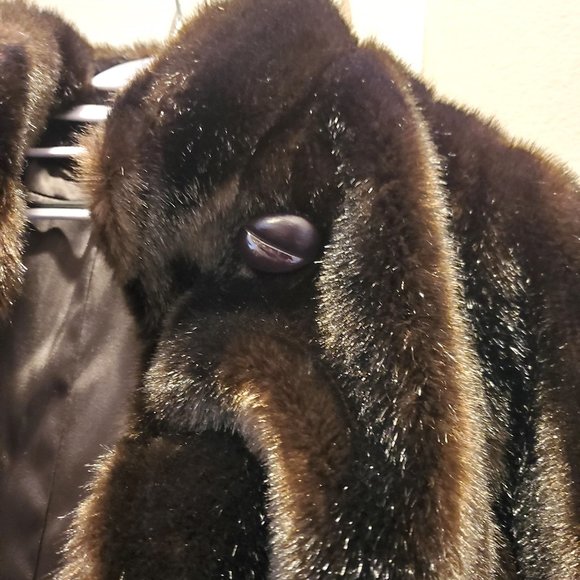 UNISEX Elegant French Designer Tissavel Brown Faux Fur Mink Coat! - Picture 5 of 11